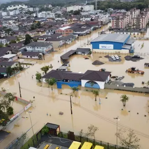 Ciclone deixa mais de 350 pessoas desabrigadas ou desalojadas em SC