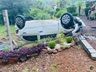 Homem sofre ferimentos em capotamento de veículo no interior de Itapiranga