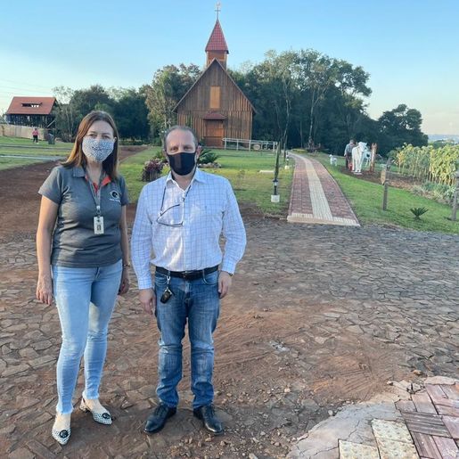 Diretor da Rede Peperi visita Centro Histórico Germânico 