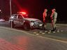 Motociclista realiza manobra proibida, derruba caroneira e foge em SMOeste 