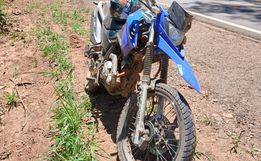 Jovem fica ferida após queda de motocicleta na SC-163, em Itapiranga