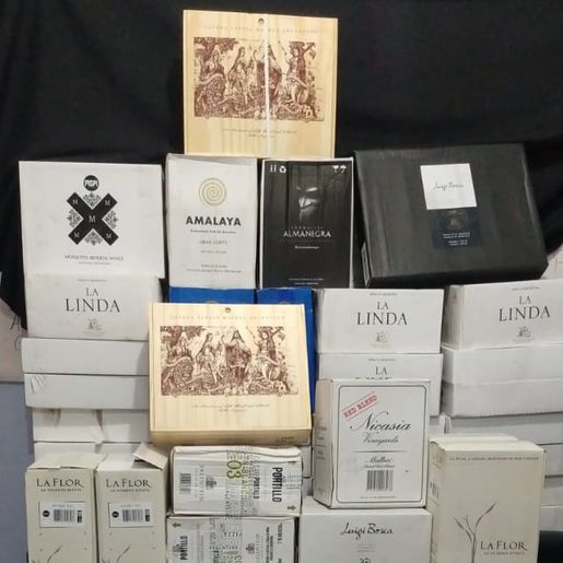 Polícia Militar apreende nova carga de vinhos avaliada em R$ 70 mil