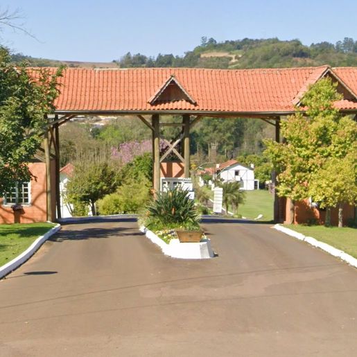 Câmara de São João do Oeste aprova doação de rua para o Termas São João