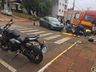 Mulher fica ferida em colisão entre carro e moto