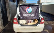 Polícia apreende 98 garrafas de vinho argentino na BR-163, em Dionísio Cerqueira