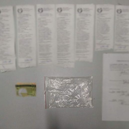 PM de Iporã do Oeste aborda ocupantes de carro consumindo drogas e motorista tem CNH recolhida