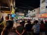 Acionamento das luzes de natal na rua Independência reúne grande público
