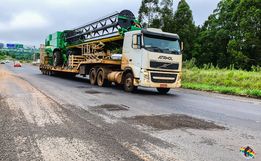 VÍDEO: Trecho recém pavimentado da BR-163 apresenta buracos 