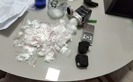 Polícia prende homem que escondia drogas em cofre no centro de SMOeste 