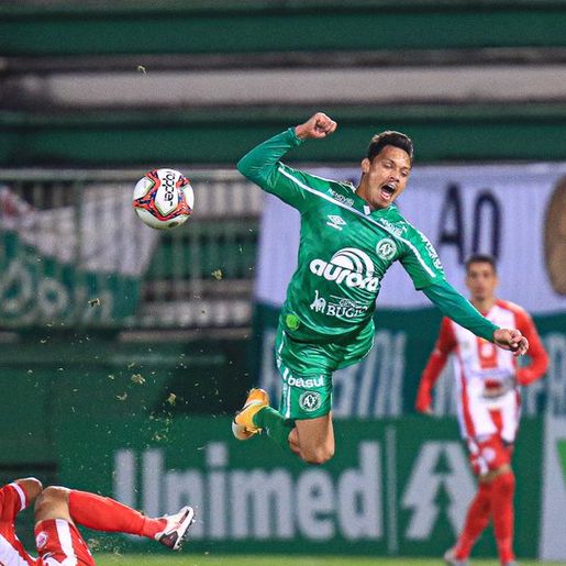 Chapecoense elimina Hercílio Luz e se classifica para a semifinal do Catarinense