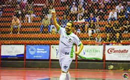 São Miguel Futsal vence equipe de Palmitos na estreia da LCF