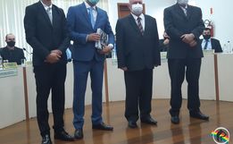 Eleitos tomam posse em Itapiranga
