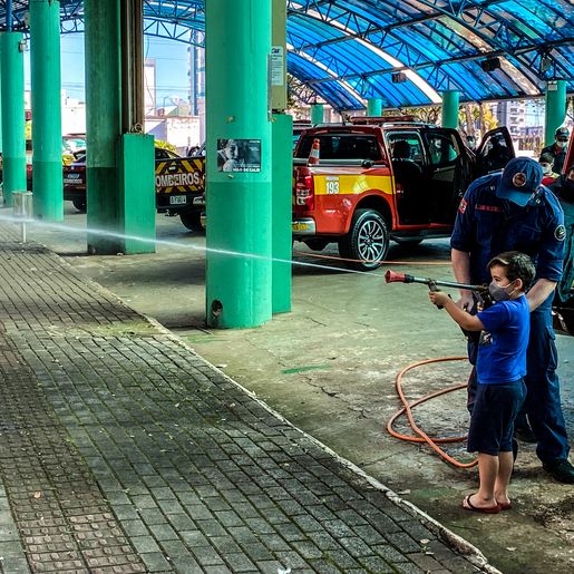 95 ANOS: Corpo de Bombeiros realiza atividade em São Miguel do Oeste