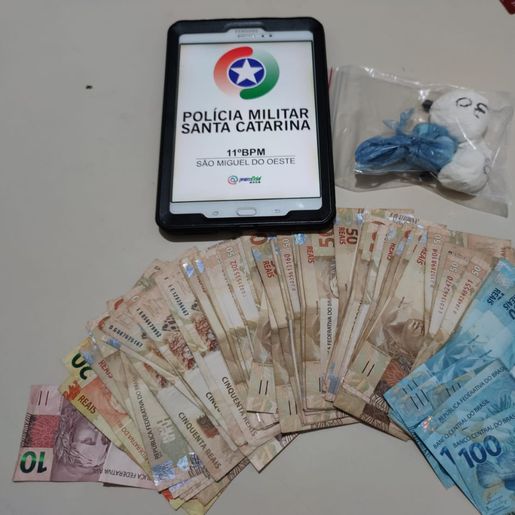 PM prende quatro homens por tráfico de drogas em São Miguel do Oeste