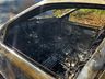 Veiculo é destruído por incêndio no interior de Bandeirante