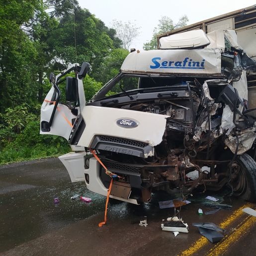 Grave acidente na BR-282 em Pinhalzinho