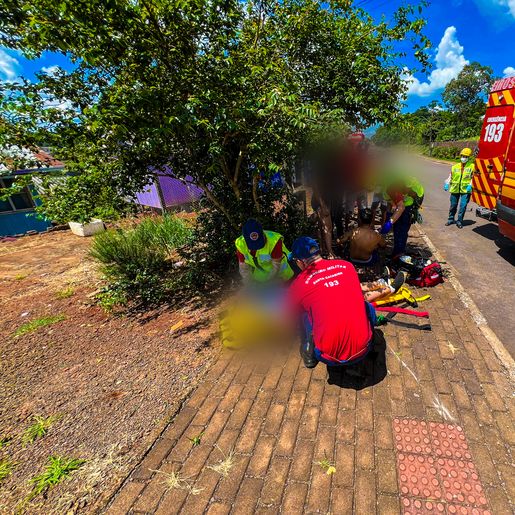 Mulher colide com o carro na moto do ex-namorado e deixa feridos em SMO