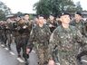 Exército entrega boinas pretas aos novos soldados em São Miguel do Oeste