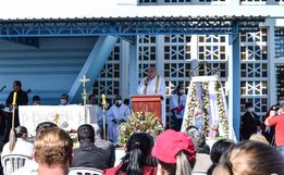Fiéis acompanham Romaria de Nossa Senhora do Caravaggio
