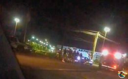 Motorista perde o controle de carro, sobe em canteiro e capota no trevo de SMOeste 