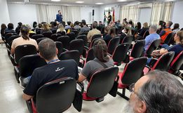Presidente da FCC apresenta atividades e demonstra projetos em SMO