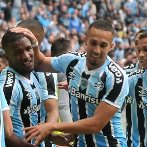 Grêmio confirma boa fase, vence na Arena e vira líder da Série B