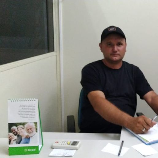 Setor de Urbanismo realizada limpeza em terrenos baldios