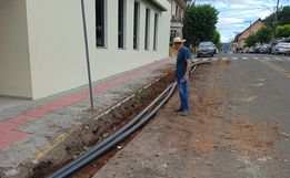 Após mais de 30 anos de espera, Itapiranga inicia revitalização das redes de água da cidade 