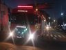 Colisão entre carro e motocicleta deixa pessoa ferida