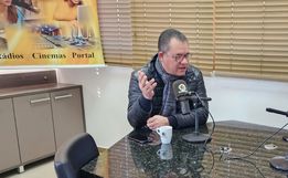 Prefeito critica vereador por interromper fala na tribuna livre