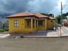 Primeira casa de alvenaria construída em São José do Cedro passa por restauração