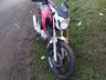 Motociclista desvia de colisão e sofre ferimentos em queda na SC-163