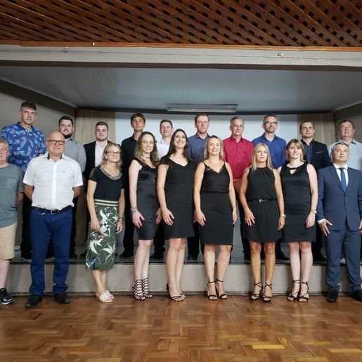 ACIIO/CDL de Iporã do Oeste empossa nova diretoria com primeira mulher a assumir a presidência
