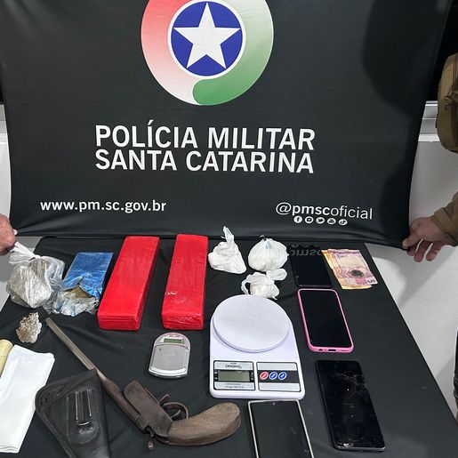 Quatro pessoas são presas por tráfico de drogas em São Miguel do Oeste