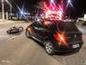 Colisão entre carro e moto deixa homem ferido na Willy Barth