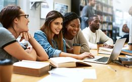 Prouni abre inscrições para bolsas universitárias. Confira regras e prazo!