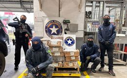 Carga congelada em porto de SC ocultava quase meia tonelada de cocaína