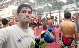 VÍDEO: Professor de Artes Marciais da região participa de treinos na Tailândia 