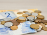 Proposta do Orçamento de 2023 prevê Auxílio Brasil com valor médio de R$ 405