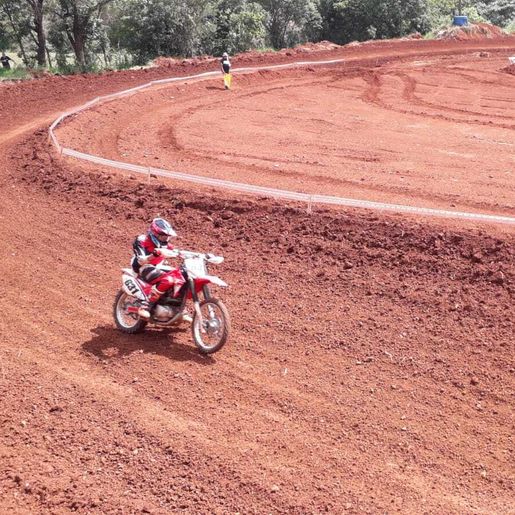 Veloterra atrai pessoas de toda região neste domingo em São José do Cedro
