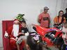 Chegada do Papai Noel acontece em Anchieta com entrega de doces para as crianças 
