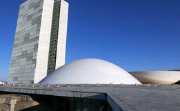 Concurso do Senado abre inscrições. Salário até R$ 33 mil. Veja como se inscrever