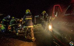 VÍDEO: Após acidente, homem escorrega e bate a cabeça em pedra em SMO 