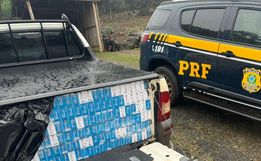 PRF e PMRv apreendem 26 mil maços de cigarros no Meio-Oeste de SC