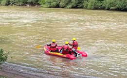 Jovem desaparecido é encontrado morto em rio e suspeito é preso em SC