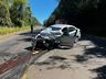 Veículo fica parcialmente destruído em colisão frontal na BR 282, em SMOeste 