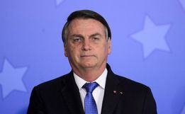 Bolsonaro diz que vacina contra COVID será gratuita e não obrigatória